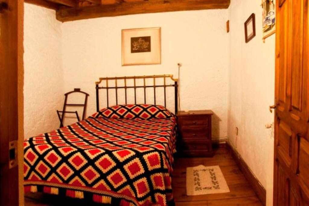 Casa Tía Modesta es una cálida y acogedora casa rural Cabezas Bajas Esterno foto